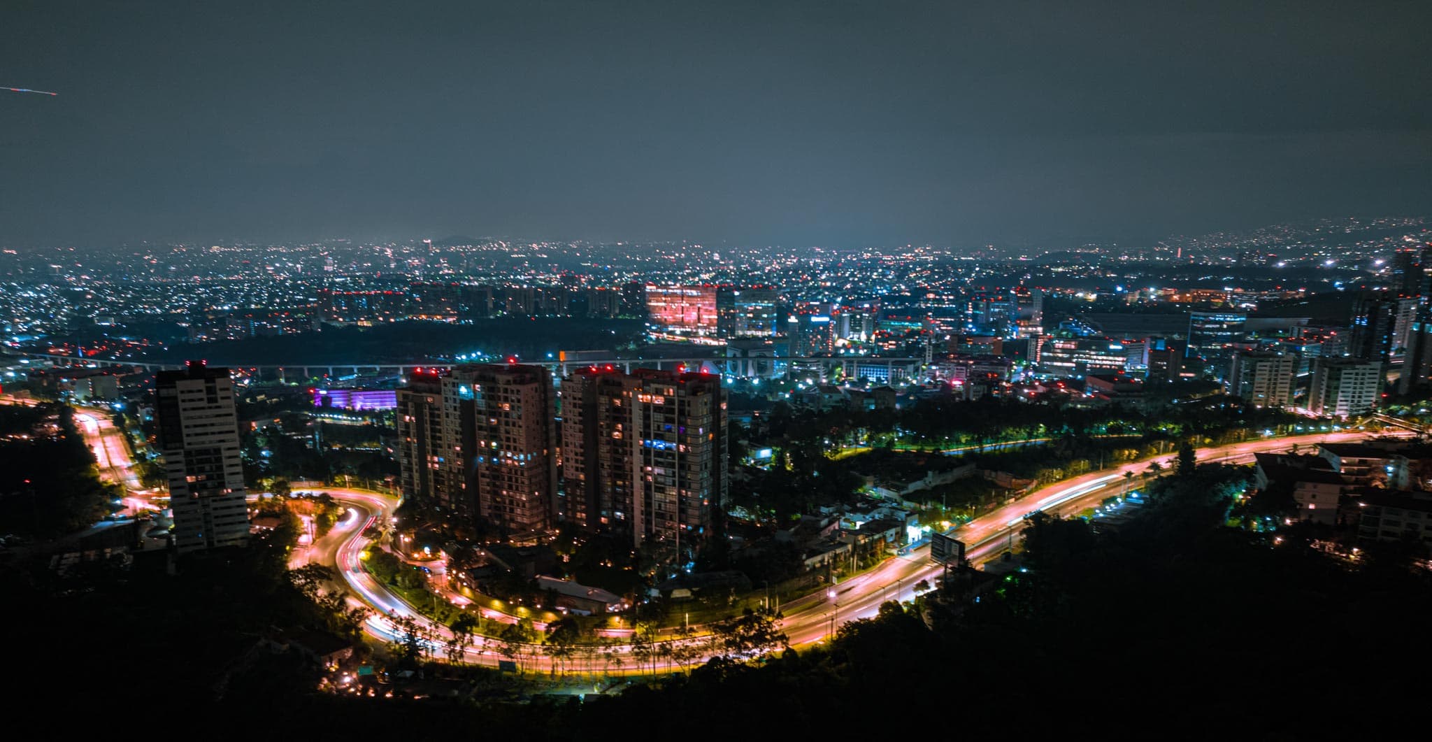 Interlomas · panorama — fotografía aérea con drone de CDMX, 2022