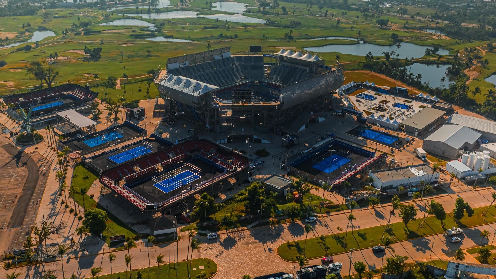 Premier Pádel · complejo — fotografía aérea con drone de Guerrero, 2026